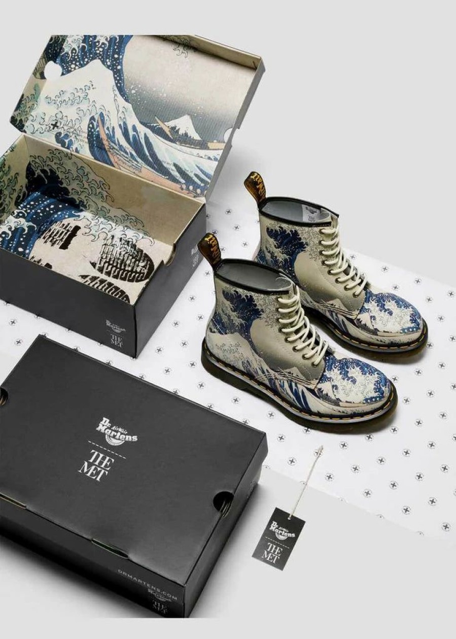 Shoes * | Dr. Martens X The Met 1460 The Great Wave Leather Boots Multi